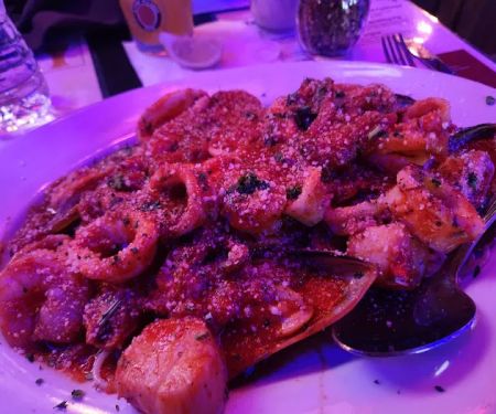 Bardi's Bar and Grill