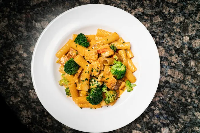 Bardi's Bar and Grill Picture 6