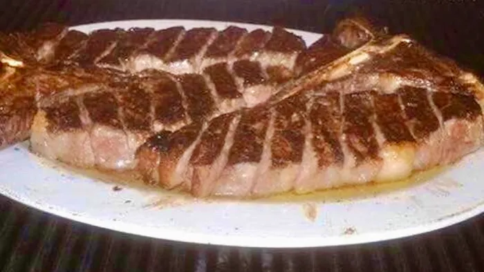 Wayne Steakhouse Picture 7