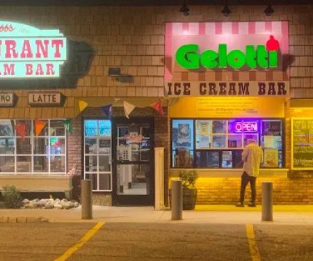 McCobb's Restaurant & Gelotti Ice Cream Bar