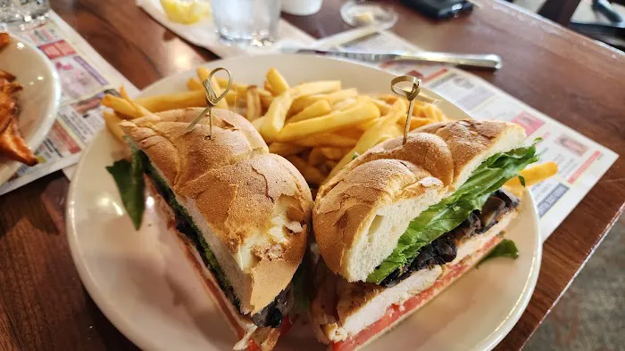 Pompton Queen Diner & Restaurant Picture 5