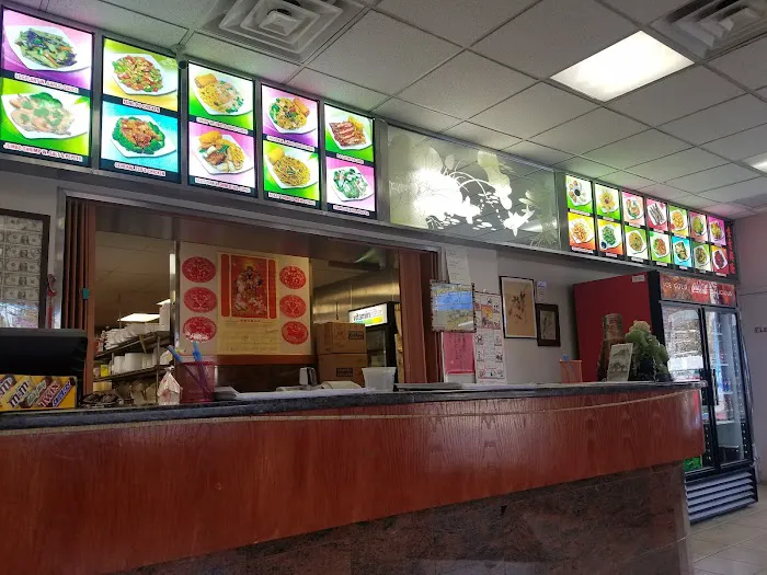 Golden China Restaurant Picture 3