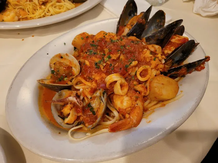 Pizza Man Trattoria Italiano Picture 9