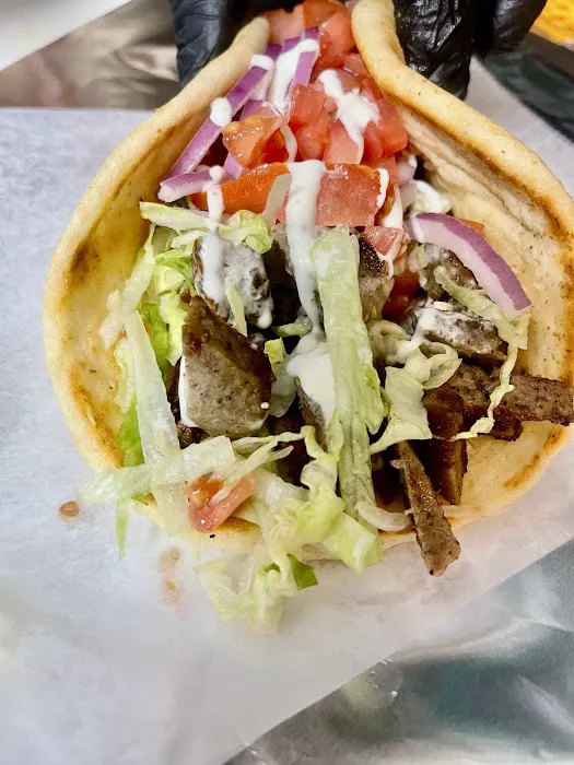 Bella Chicken And Burger Picture 9