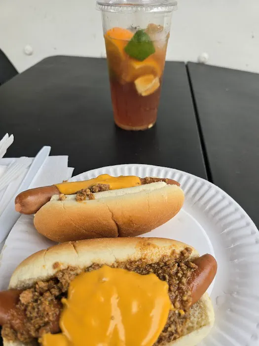 A&J's Lunch Wagon Picture 5