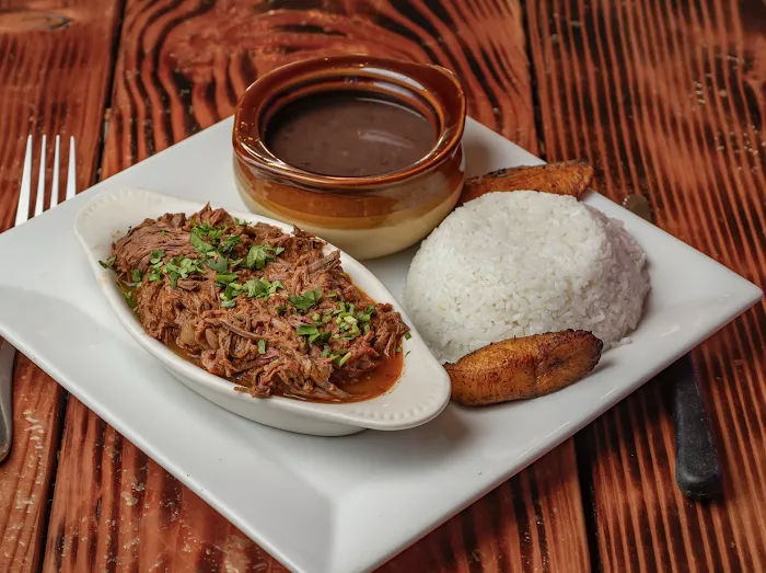 Jardín Latino Picture 7