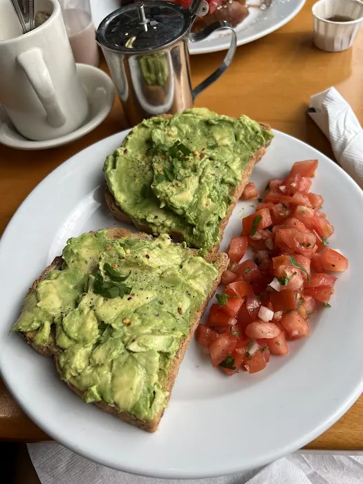 The Cardinal Cafe Picture 3