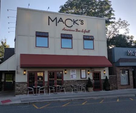 Mack's American Bar & Grill