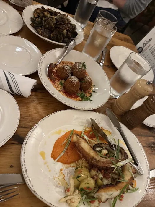 Wood Stack Pizza + Kitchen PB Picture 5