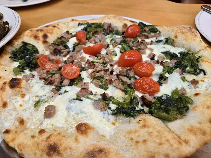 Wood Stack Pizza + Kitchen PB Picture 9