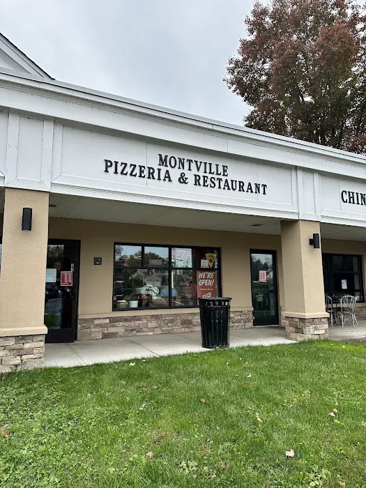 Montville Pizzeria & Restaurant Picture 6