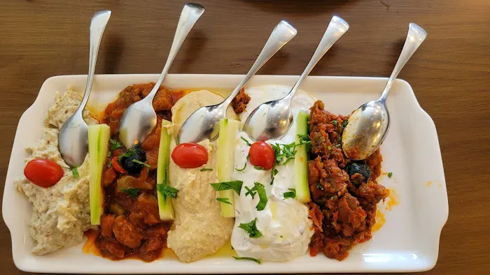 Cinar Mediterranean Restaurant Picture 5