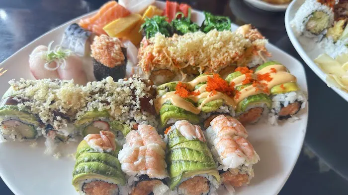 East Gate Chinese and Japanese Restaurant Picture 8