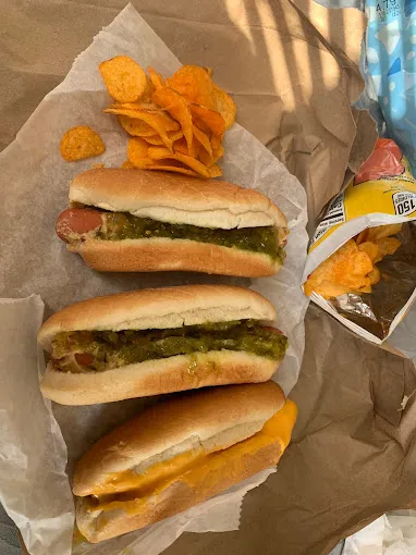 Chris' Red Hots (Store) Picture 7