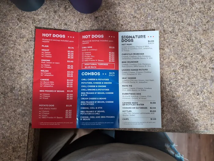 Chris' Red Hots (Store) Picture 4