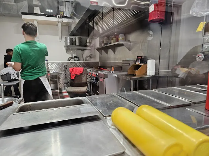 Chris' Red Hots (Store) Picture 8