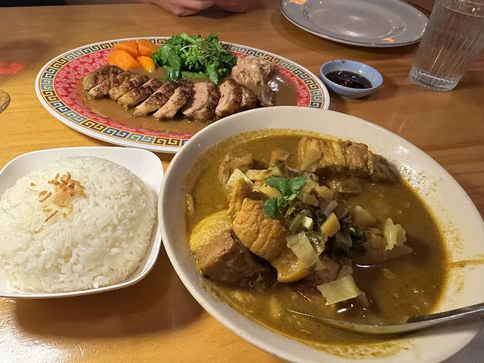 SLA thai restaurant Picture 8