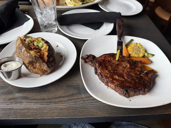 Prime 94 SteakHouse and Grill Picture 2