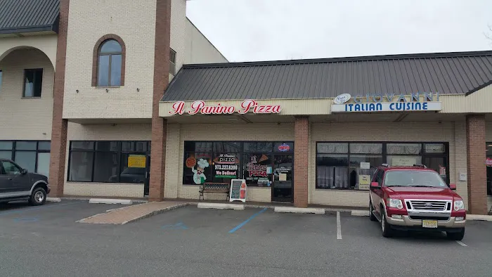 IL Panino Pizza Picture 4