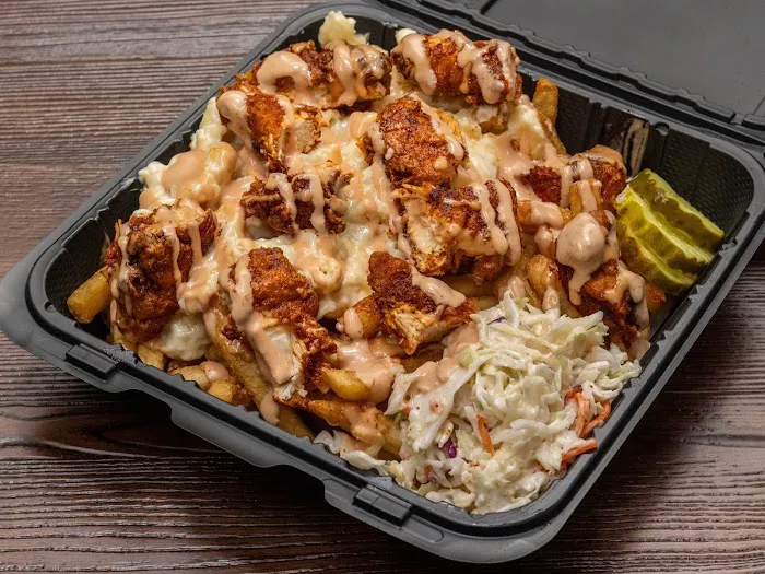 DEEK'S Hot Chicken Picture 5