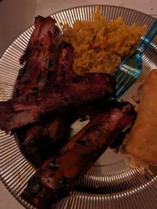 Verona Chinese Kitchen Picture 3