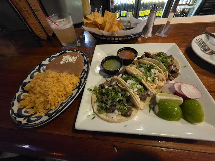 Cantina Mexicana Picture 4