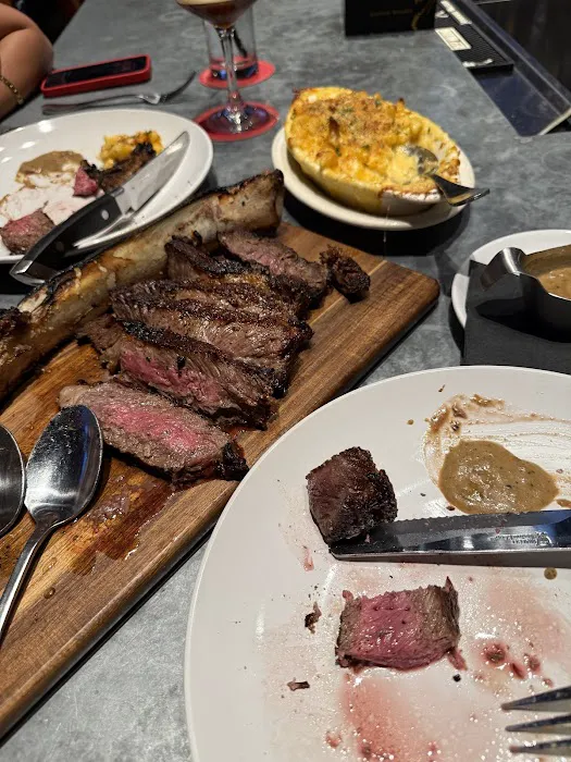 Blackstones Steakhouse Picture 4