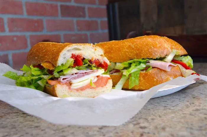 Greenwich Pizzeria Picture 4