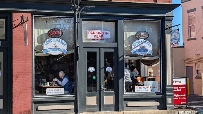 SoNo Harbor Deli & Cafe Picture 3