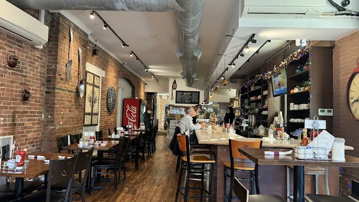 SoNo Harbor Deli & Cafe Picture 2