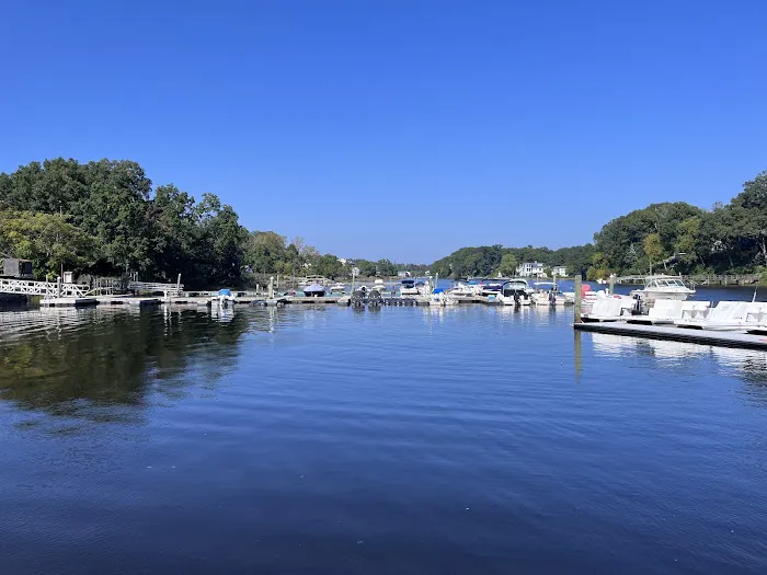 The Boathouse at Saugatuck Picture 2