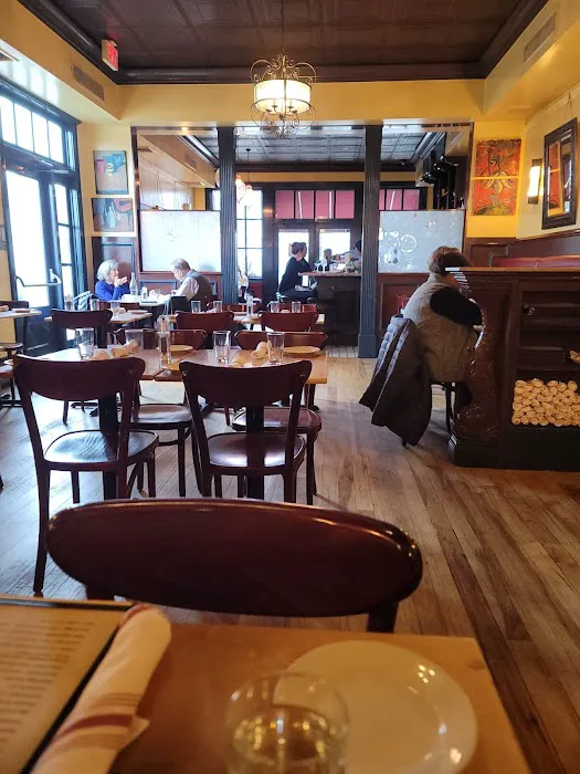 Martel Bistro & Bar Picture 10