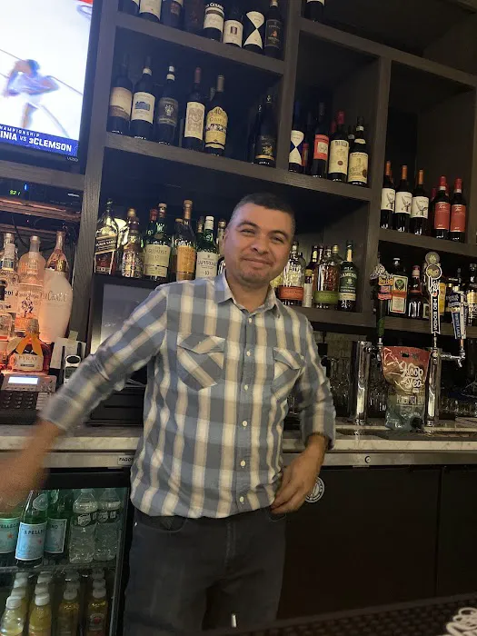 Julian's Pizza Kitchen & Bar Picture 5