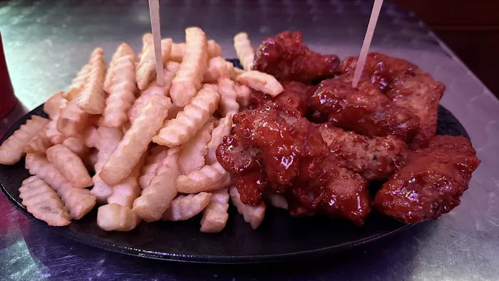 Tonys Bar & Grill Kisco Picture 3