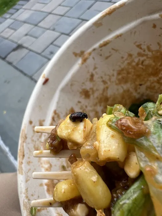 Chopt Creative Salad Co. Picture 10