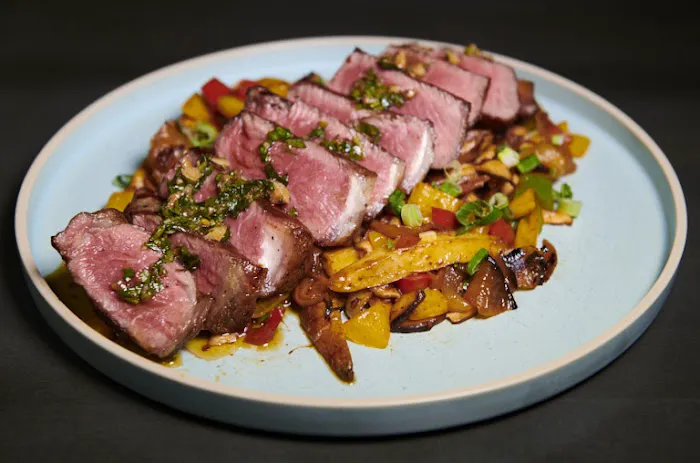 Exit 4 Food Hall Picture 7