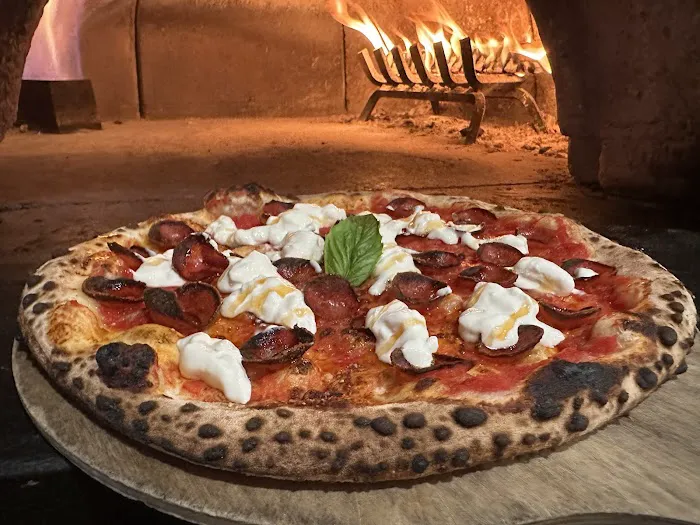 Mobile Pie Truck Picture 3