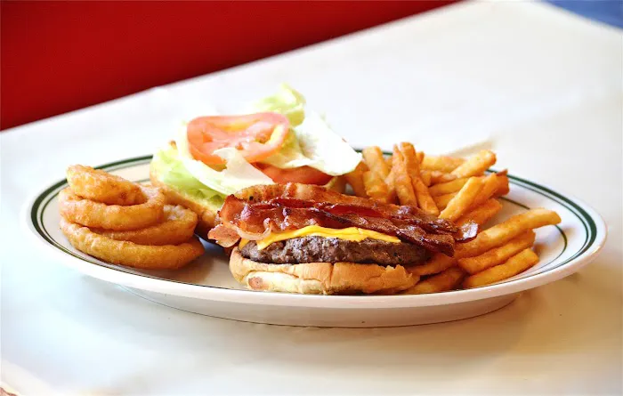 Putnam Restaurant Picture 2