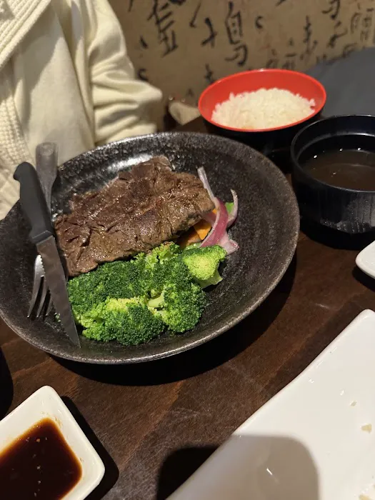 Kira Sushi Picture 2