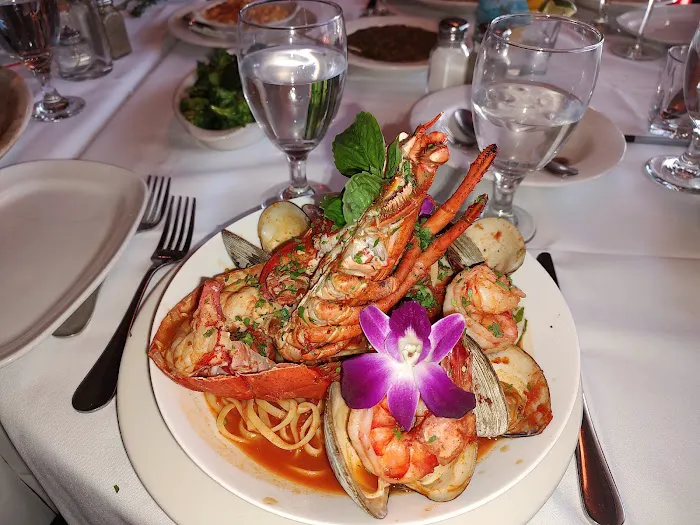 Blackstones Steakhouse Picture 3