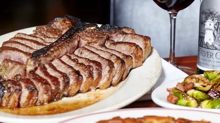 Blackstones Steakhouse Picture 8