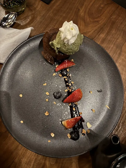 MIKU Sushi Bar and Restaurant Picture 10