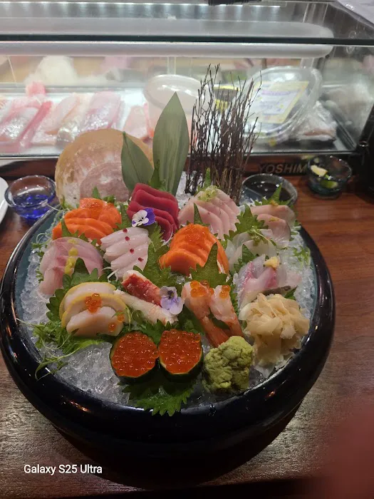 MIKU Sushi Bar and Restaurant Picture 5