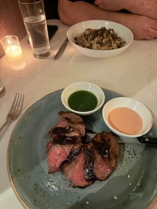 Bianca Restaurant & Bar Picture 3