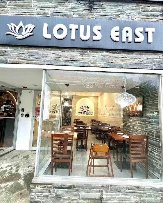 Lotus East Greenwich Picture 5