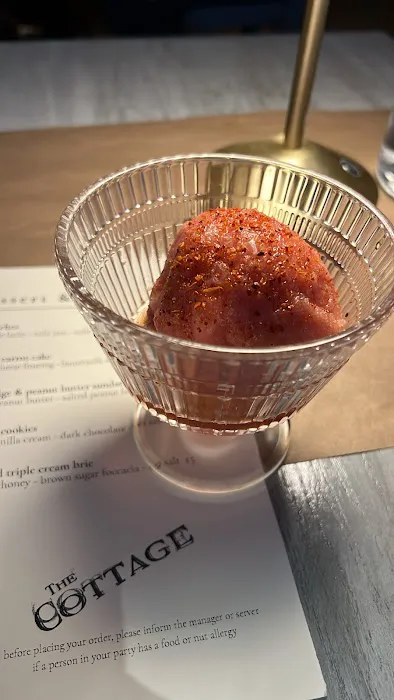 The Cottage Picture 6