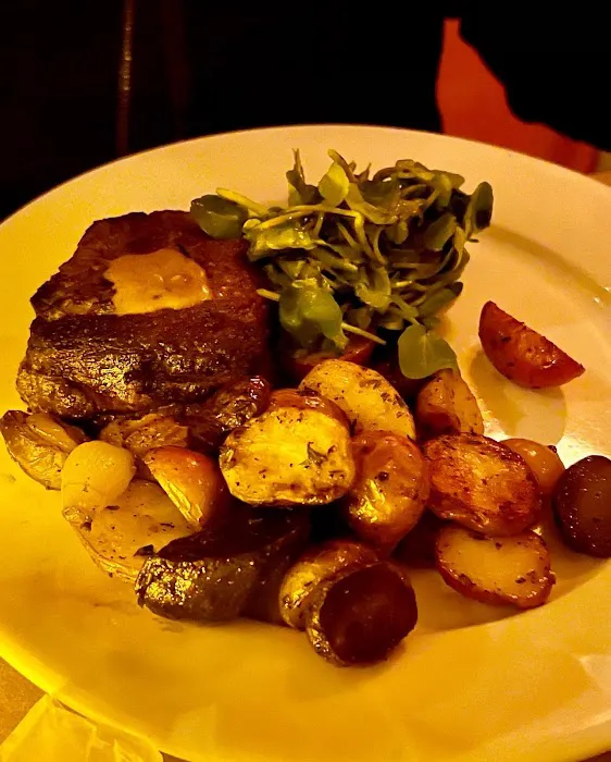 Le Penguin Picture 6