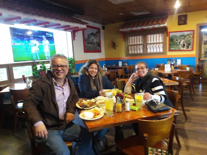 La Sorpresa y Mas Restaurant Picture 7