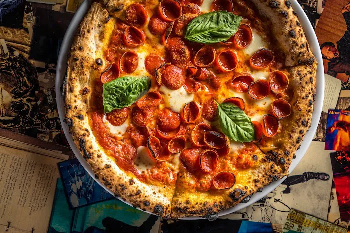 Coalhouse Pizza & Bar Picture 3