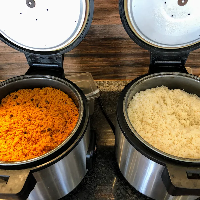 Los Gemelos Deli & Restaurant Picture 7